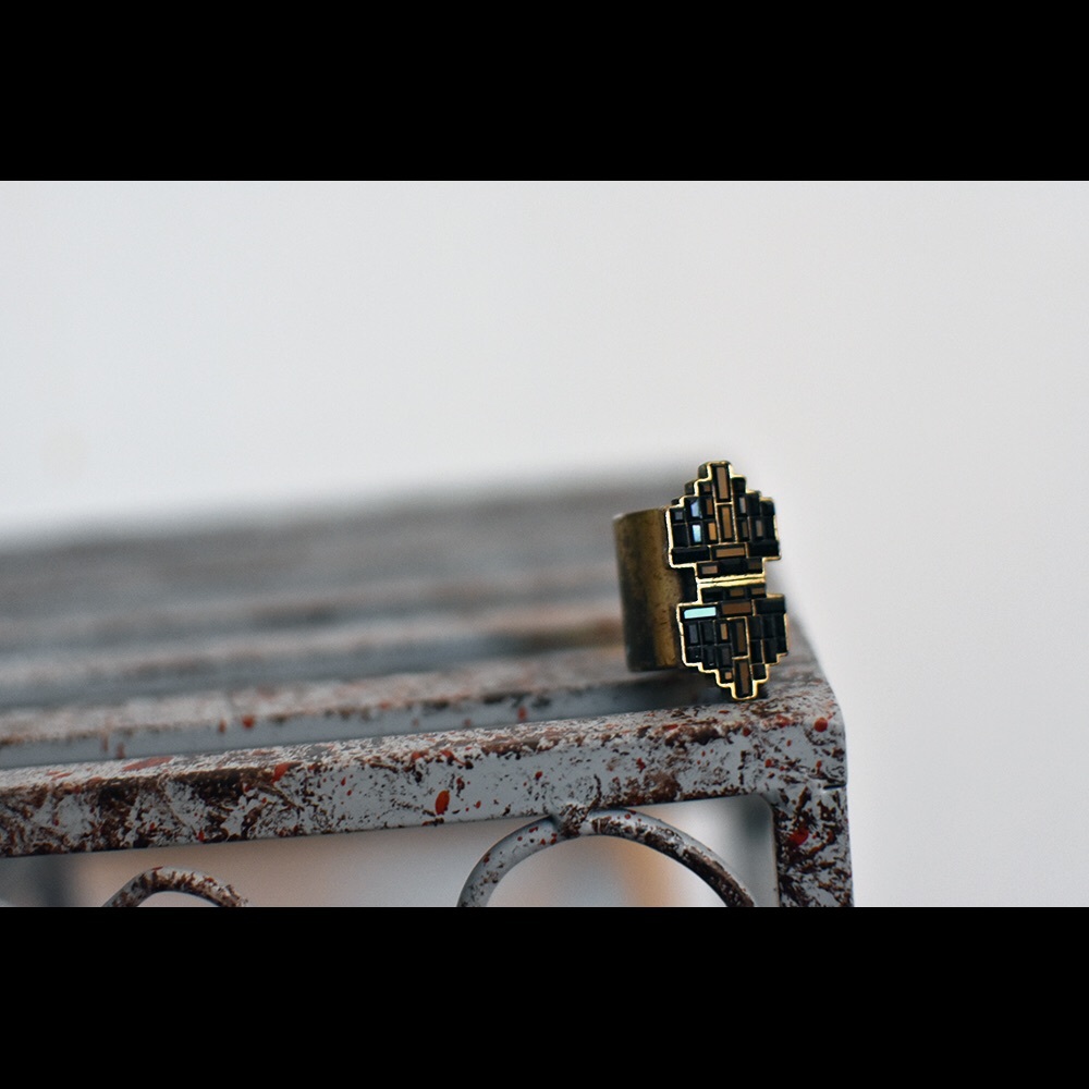 Antique Gold & Black Art Deco Ring